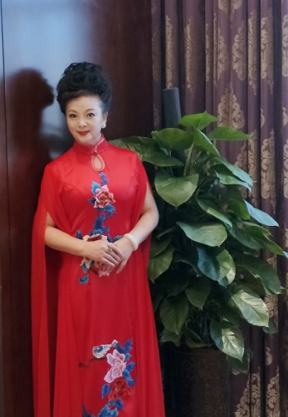 李香1.jpg